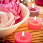 花とキャンドルのリラックス空間_2025年9月30日の写真